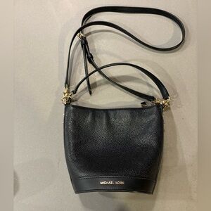 Michael Kors Bucket Bag
